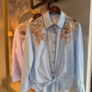 Omuz İşlemeli Biyeli Gömlek