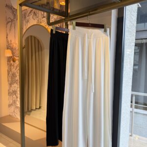 Pilise Detaylı Pantolon
